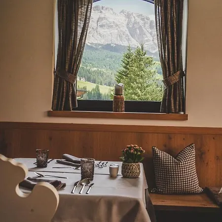 Hotel Ciasa Soleil 4*